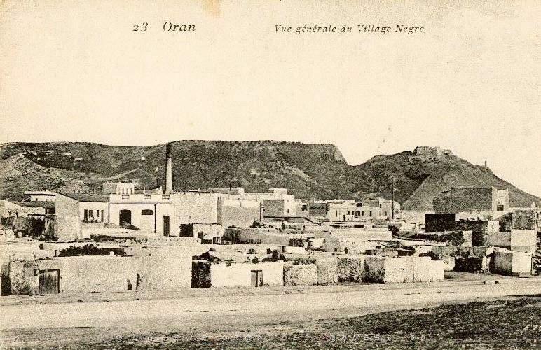 CA a- 010- Village negre.jpg